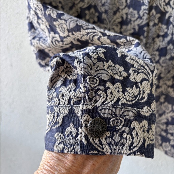 Chico’s Jacquard Paisley Marcissa Denim Jacket SZ L Smart Casual Career Stretch - Picture 6 of 15